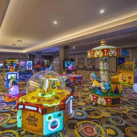 Szálloda Concorde Luxury Resort & Beach Club & Casino 5*