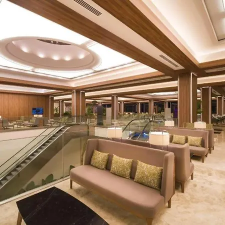Szálloda Concorde Luxury Resort & Beach Club & Casino 5*