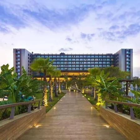 Szálloda Concorde Luxury Resort & Beach Club & Casino 5*